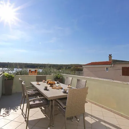 Appartement Seaview Aida Posedarje