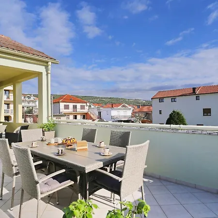 Appartement Seaview Aida